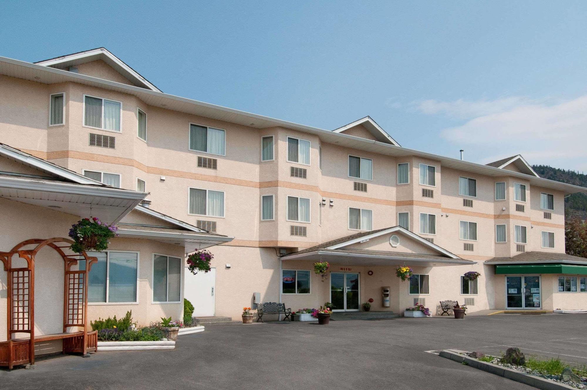 George Mountain View Hotel & Resto Merritt Exterior foto