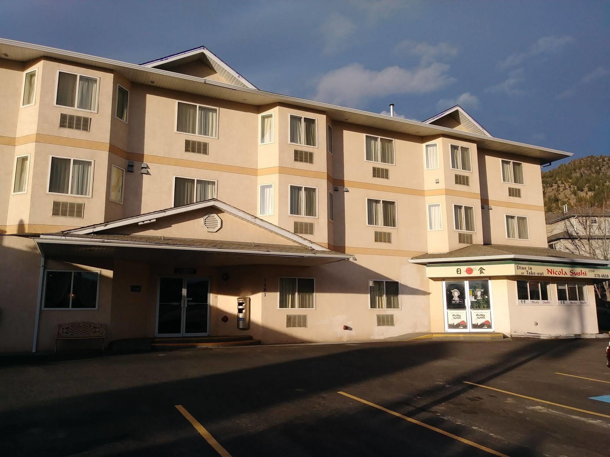 George Mountain View Hotel & Resto Merritt Exterior foto